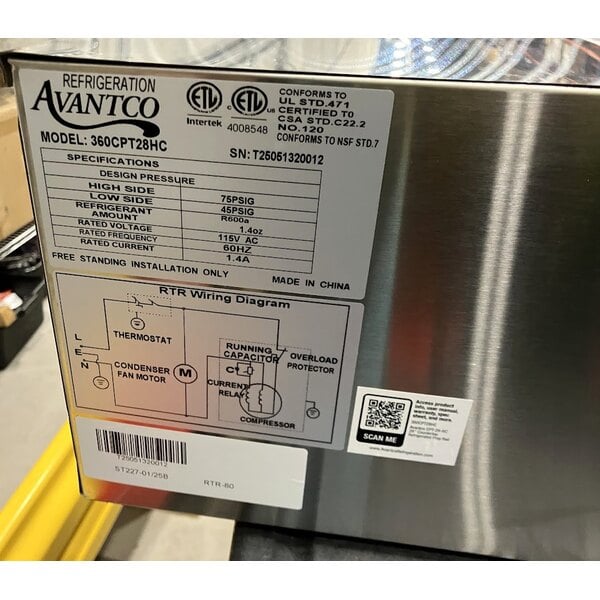 Scratch and Dent Avantco CPT-28-HC 28" Countertop Refrigerated Prep Rail