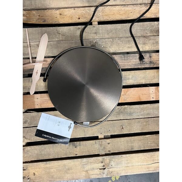 Scratch and Dent Krampouz CEBIR4 16" Round Electric Cast Iron Crepe Maker - 120V / 1740W