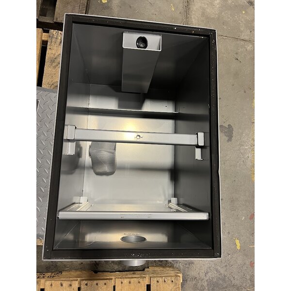 Scratch and Dent Regency 50 lb. 25 GPM Grease Trap with 3" Non-Threaded Connections - PDI Certified