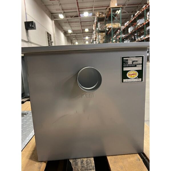 Scratch and Dent Regency 50 lb. 25 GPM Grease Trap with 3" Non-Threaded Connections - PDI Certified