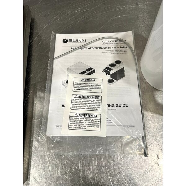 Scratch and Dent Bunn 23001.0000 CW15-APS Pourover Airpot Coffee Brewer - 120V