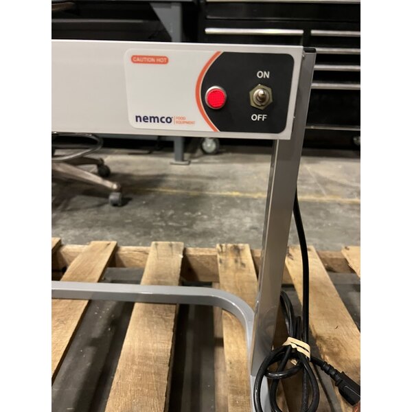 Scratch and Dent Nemco 6152-24 24" Portable Infrared French Fry Warmer / Dump Station - 120V, 500W