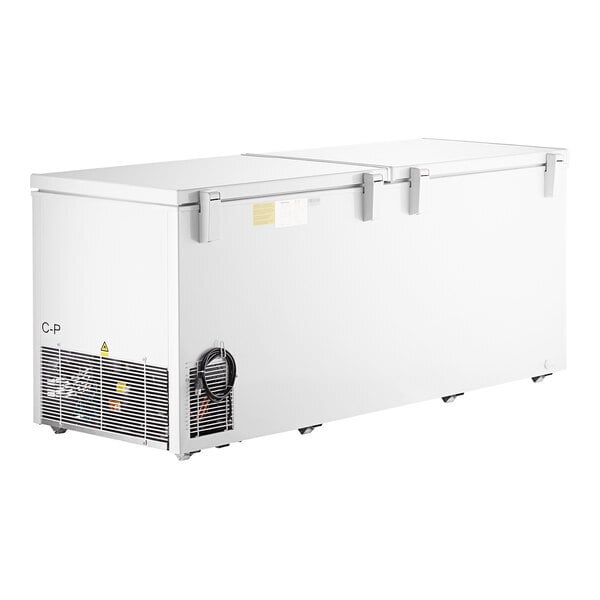 Scratch and Dent Galaxy CF25HC Commercial Chest Freezer - 23.6 cu.ft.