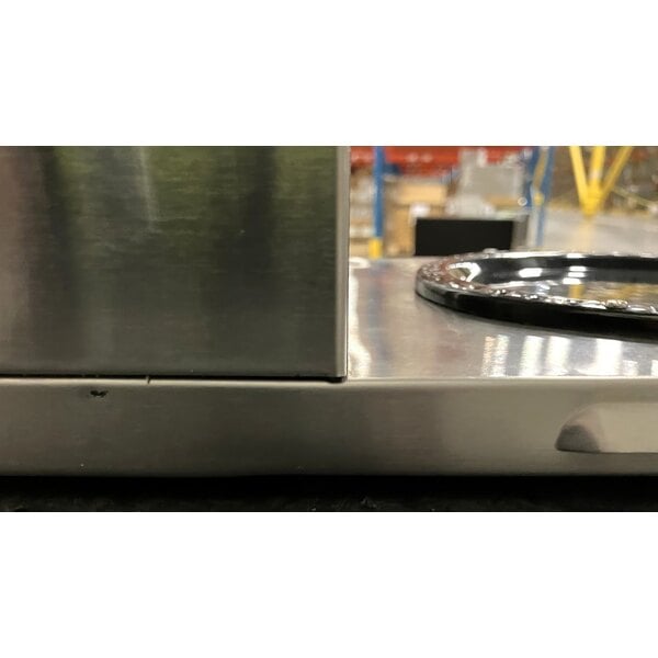 Scratch and Dent Bunn 13300.0004 VP17-3 Low Profile Pourover Coffee Brewer with 3 Warmers