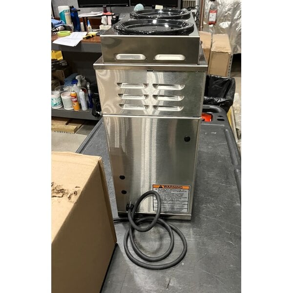 Scratch and Dent Bunn 13300.0004 VP17-3 Low Profile Pourover Coffee Brewer with 3 Warmers