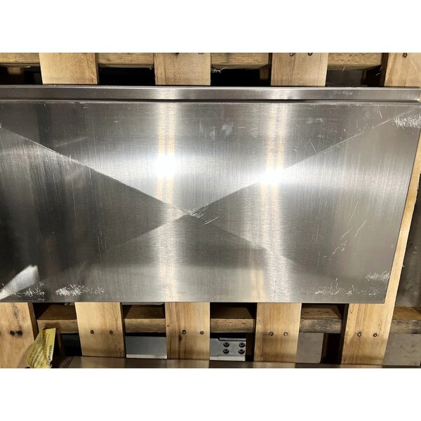 Scratch and Dent Vollrath CM4-24035 JW30 35" Countertop Cheese Melter - 240V