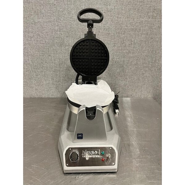 Scratch and Dent Waring WWD180X Single Classic Waffle Maker