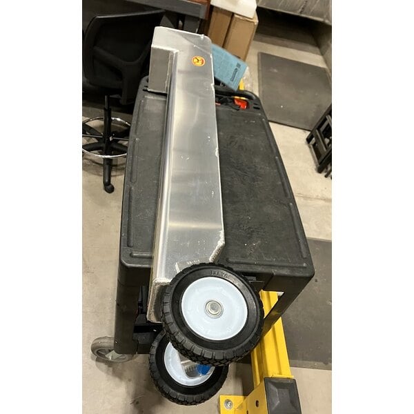 Scratch and Dent Shortening Shuttle® SS-611-TL 60 lb. Waste Oil Transport Container