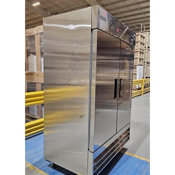 Scratch and Dent Avantco A-49F-HC 54" Solid Door Reach-In Freezer