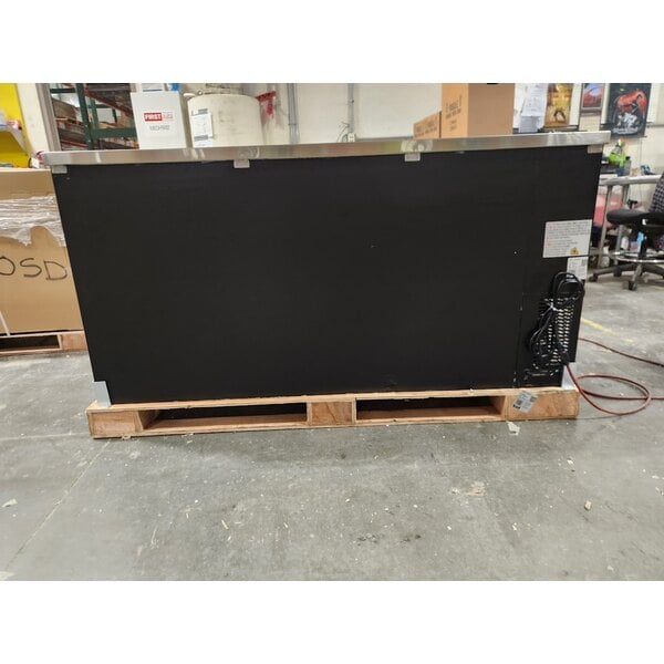 Scratch and Dent Avantco UDD-72-HC (2) Double Tap Kegerator Beer Dispenser - Black, (3) 1/2 Keg Capacity