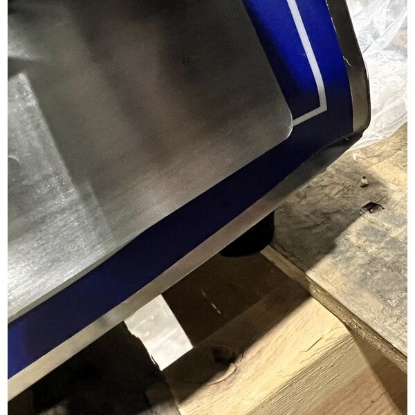 Scratch and Dent Globe GPG14D Deluxe Sandwich Grill with Grooved Plates - 14" x 14" Cooking Surface - 120V, 1800W