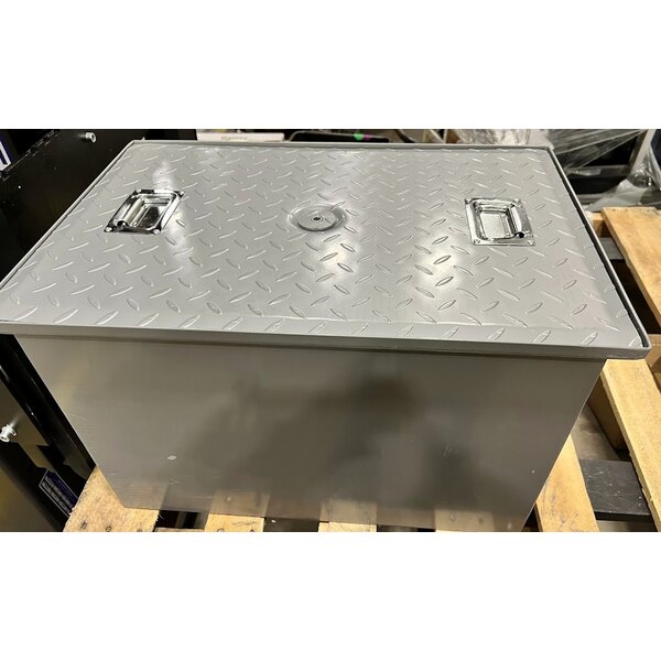 Scratch and Dent Regency 40 lb. 20 GPM Grease Trap with 3" Non-Threaded Connections - PDI Certified