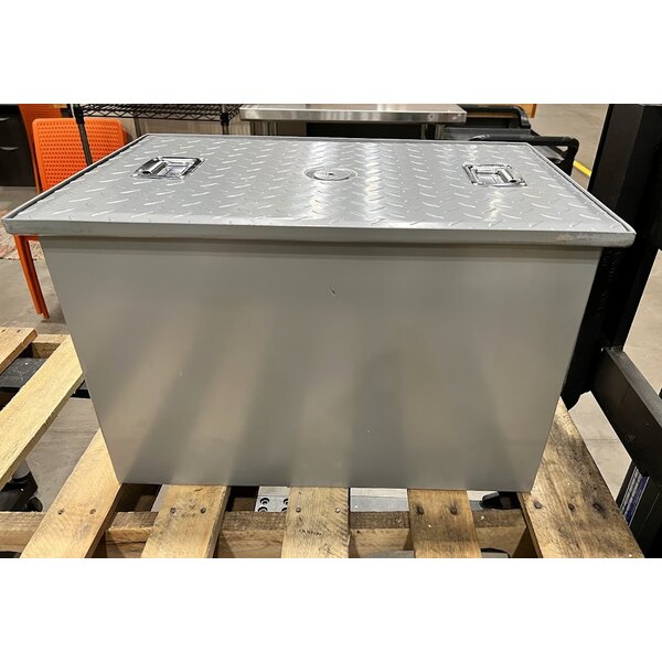 Scratch and Dent Regency 40 lb. 20 GPM Grease Trap with 3" Non-Threaded Connections - PDI Certified