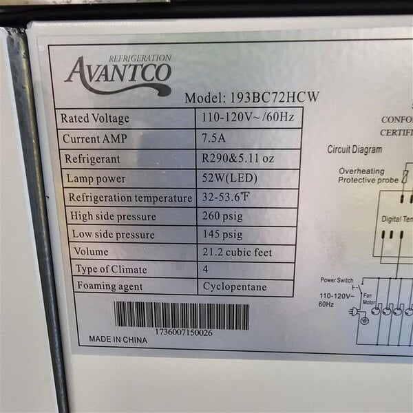 Scratch and Dent Avantco BC-72-HC 72" Curved Glass White Refrigerated Bakery Display Case