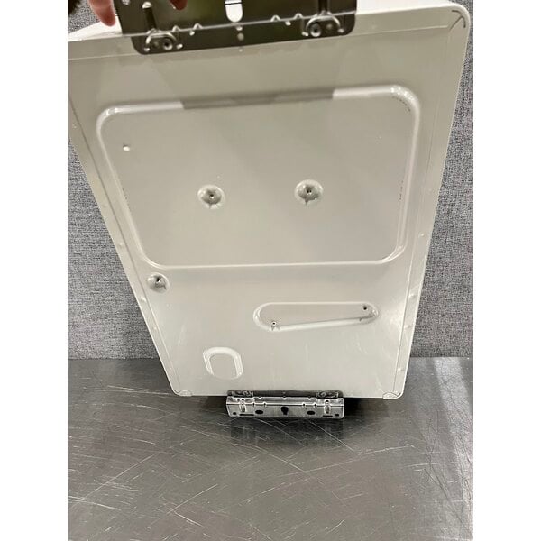 Scratch and Dent Rinnai V53DeP Liquid Propane Wall-Mounted Outdoor Tankless Water Heater - 120V, 120,000 BTU, 5.3 GPM