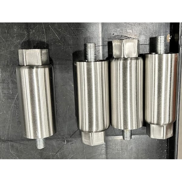 Scratch and Dent Avantco EG24N 24" Electric Countertop Griddle - 208/240V, 2675W-3560W