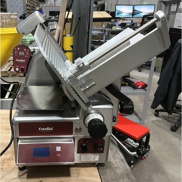 Scratch and Dent Estella SLAS13 13" Heavy-Duty Automatic Meat Slicer with Manual Use Option and Scale - 3/4 hp