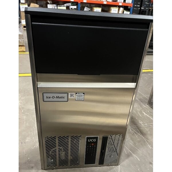 Scratch and Dent Ice-O-Matic UCG130A 18" Air Cooled Undercounter Gourmet Cube Ice Machine - 115V, 1 Phase, 121 lb.