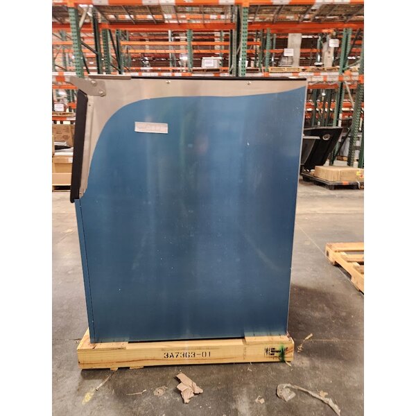 Scratch and Dent Hoshizaki B-500SF 30" Ice Storage Bin with Stainless Steel Finish - 500 lb.