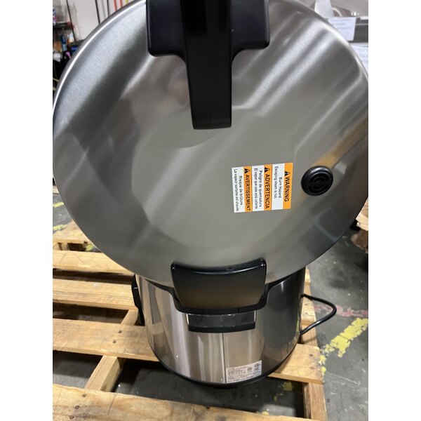 Scratch and Dent Proctor Silex 37560R 60 Cup (30 Cup Raw) Electric Rice Cooker / Warmer - 120V