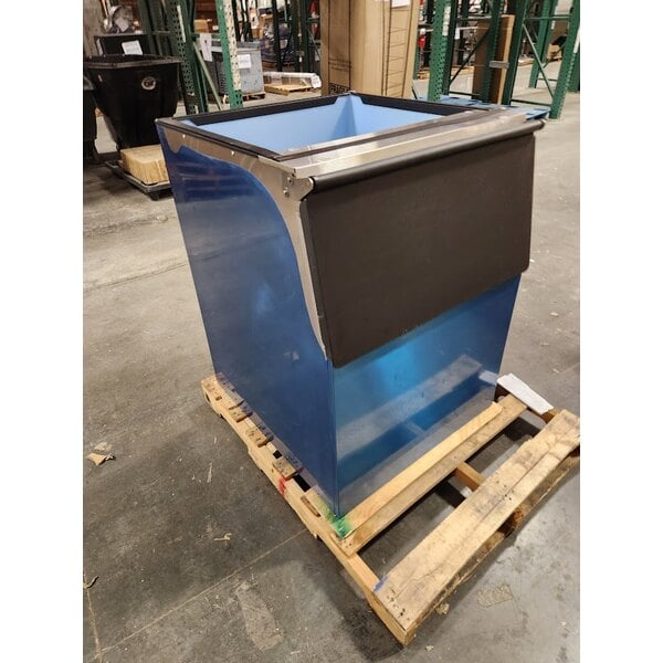Scratch and Dent Hoshizaki B-500SF 30" Ice Storage Bin with Stainless Steel Finish - 500 lb.