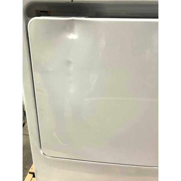 Scratch and Dent GE VTD52GASRWB 7.4 cu. ft. Front Load Gas-Powered Commercial Dryer - Free Use / App Payment