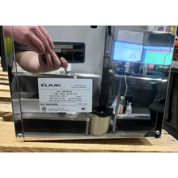 Scratch and Dent Zurn Elkay DSFBF180K 20 GPH Filtered Carbonation Chiller for Zurn Elkay Tap Systems - 115V