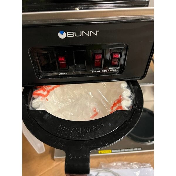 Scratch and Dent Bunn 13300.0003 VP17-3 Low Profile Pourover Coffee Brewer with 3 Warmers