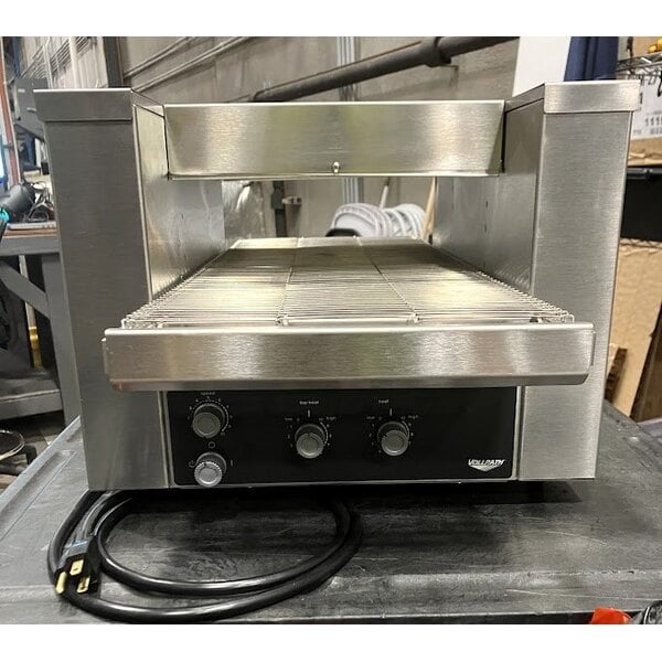 Scratch and Dent Vollrath SO2-12010.5 JB2H 40" Ventless Countertop Conveyor Oven with 10 1/2" Wide Belt - 1700W, 120V