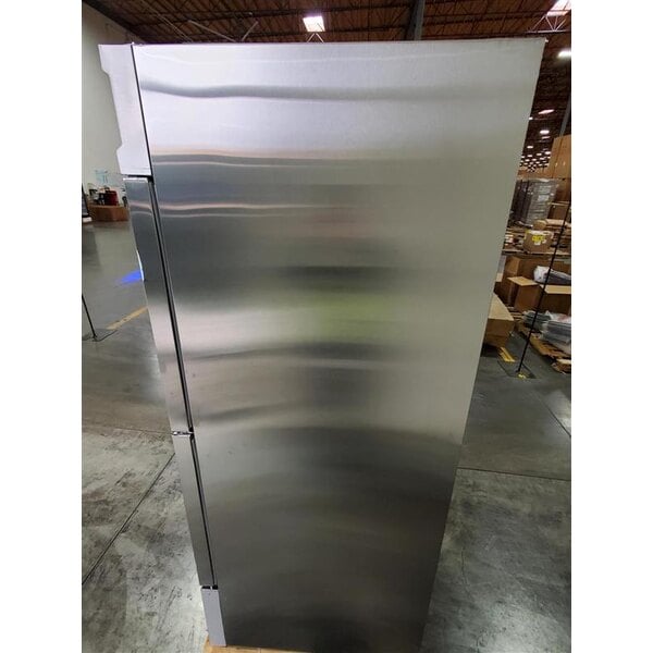 Scratch and Dent Avantco SS-1F-2-HC 29" Stainless Steel Solid Half Door Reach-In Freezer