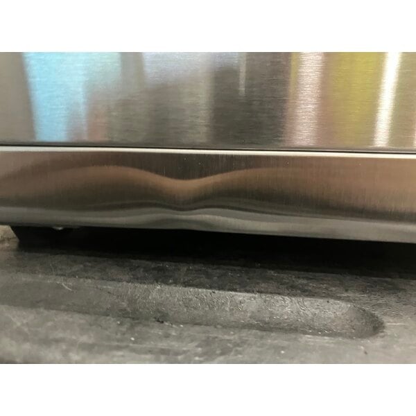 Scratch and Dent Avantco CHSME32M 32" Electric Countertop Cheese Melter - 208/240V, 2290/3050W