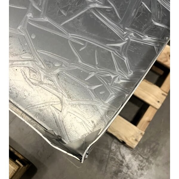 Scratch and Dent Avantco EG48N 48" Electric Countertop Griddle - 208/240V, 10482W-14000W