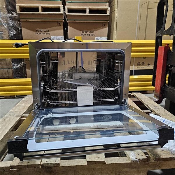 Scratch and Dent Cadco Arianna XAF-133 4-Shelf Half Size Heavy-Duty Manual Countertop Convection Oven - 208-240V