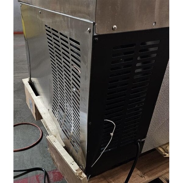 Scratch and Dent Avantco CBE-60-HC 60" 2 Drawer Refrigerated Chef Base