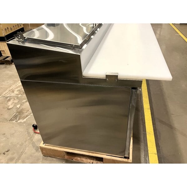 Scratch and Dent Avantco APPT-91-HC 92" 3 Door Refrigerated Pizza Prep Table