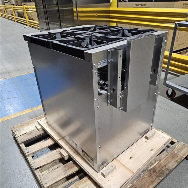 Scratch and Dent Cooking Performance Group S24-L Liquid Propane 4 Burner 24" Range with Space Saver Oven - 150,000 BTU