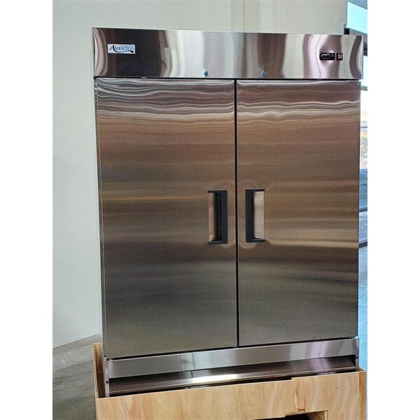 Scratch and Dent Avantco A-49R-HC 54" Solid Door Reach-In Refrigerator