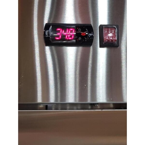 Scratch and Dent Avantco A-49R-HC 54" Solid Door Reach-In Refrigerator