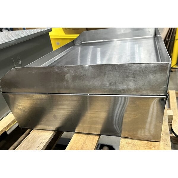 Scratch and Dent Vollrath 40716 Cayenne 24" Thermostatic Electric Griddle 220V