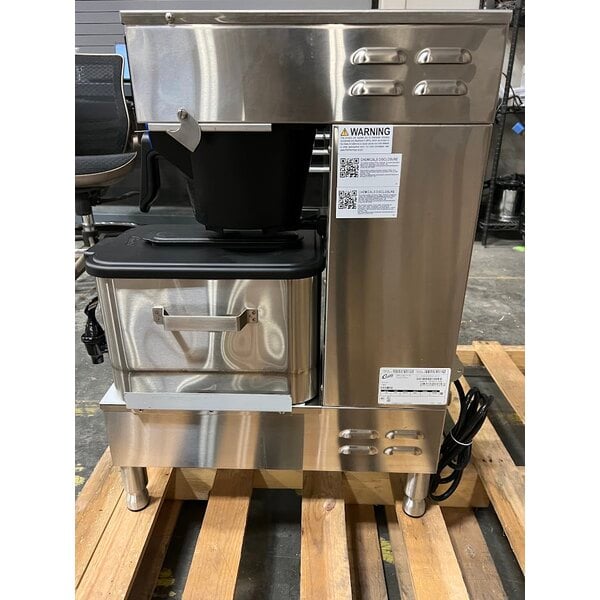 Scratch and Dent Curtis TBP 3 Gallon Low Profile Universal Tea Brewer with Dispenser - 120V