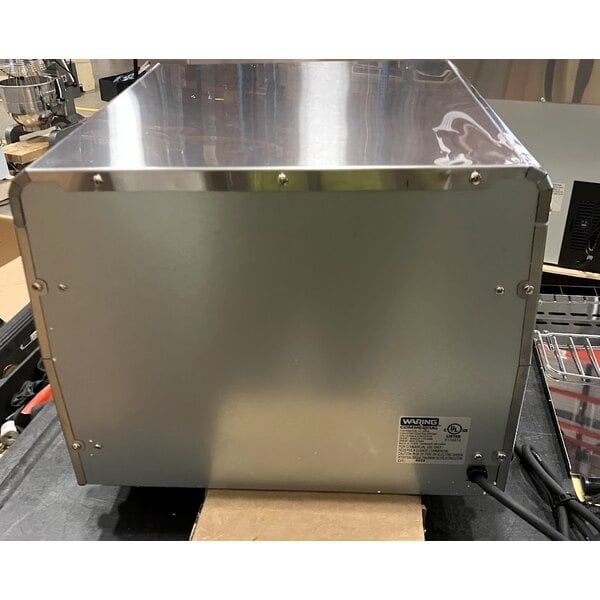 Scratch and Dent Waring CTS1000B Commercial Conveyor Toaster - 208V