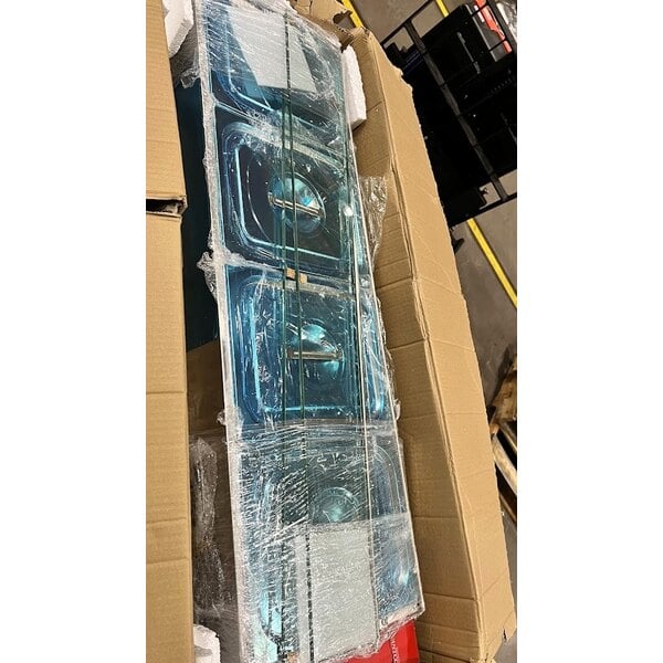 Scratch and Dent Avantco BMFW4 46" Electric Bain Marie Buffet Countertop Food Warmer with 4 Half Size Wells - 1750W, 120V