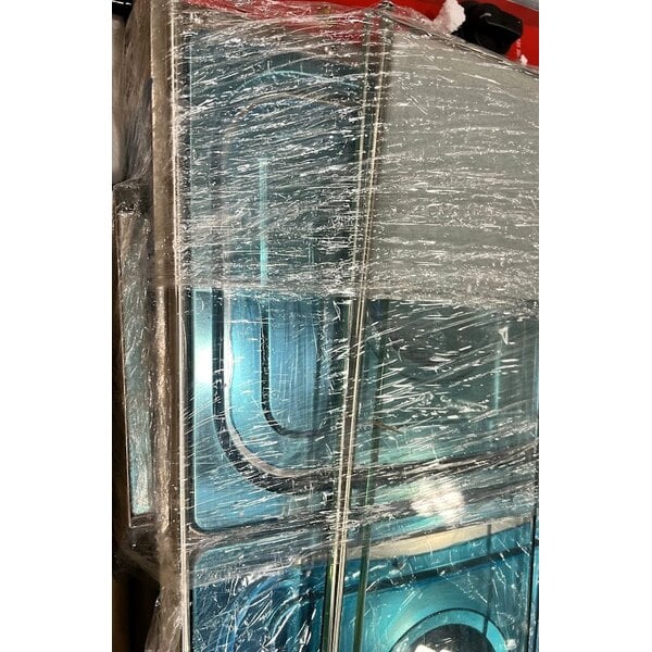 Scratch and Dent Avantco BMFW4 46" Electric Bain Marie Buffet Countertop Food Warmer with 4 Half Size Wells - 1750W, 120V