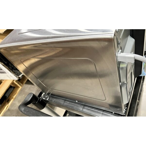 Scratch and Dent Solwave Stackable Commercial Microwave with Large 1.2 cu. ft. Interior and Push Button Controls - 2,100W, 208/240V