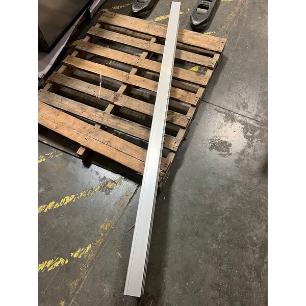 Scratch and Dent Vollrath 72729029 72" Infrared Food Warmer - 208V, 1,660W