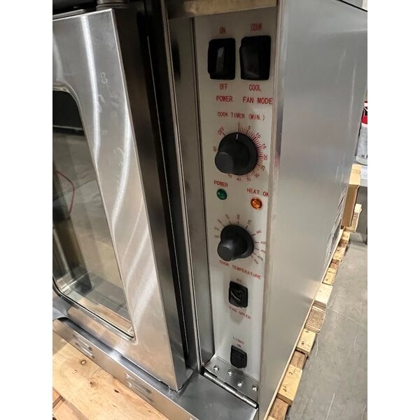 Scratch and Dent Cooking Performance Group FEC-100-D Single Deck Standard Depth Full Size Electric Convection Oven - 240V, 1 Phase, 11.9 kW