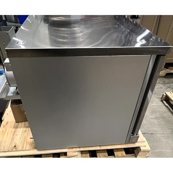 Scratch and Dent Cooking Performance Group FEC-100-D Single Deck Standard Depth Full Size Electric Convection Oven - 240V, 1 Phase, 11.9 kW