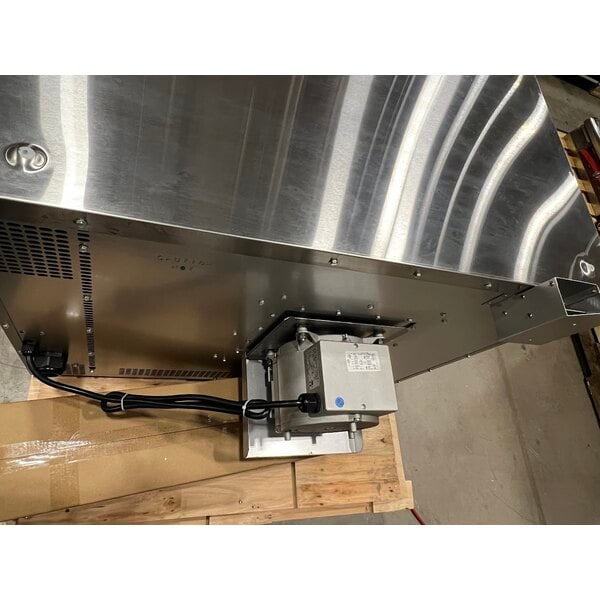 Scratch and Dent Cooking Performance Group FEC-100-D Single Deck Standard Depth Full Size Electric Convection Oven - 240V, 1 Phase, 11.9 kW