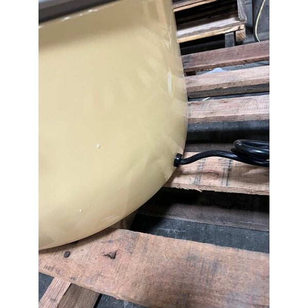 Scratch and Dent Town 57155 110 Cup (55 Cup Raw) Electronic Rice Cooker / Warmer - 230V