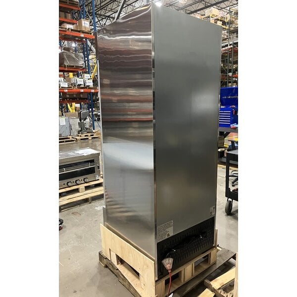 Scratch and Dent Avantco A-23R-G-HC 29" Glass Door Reach-In Refrigerator